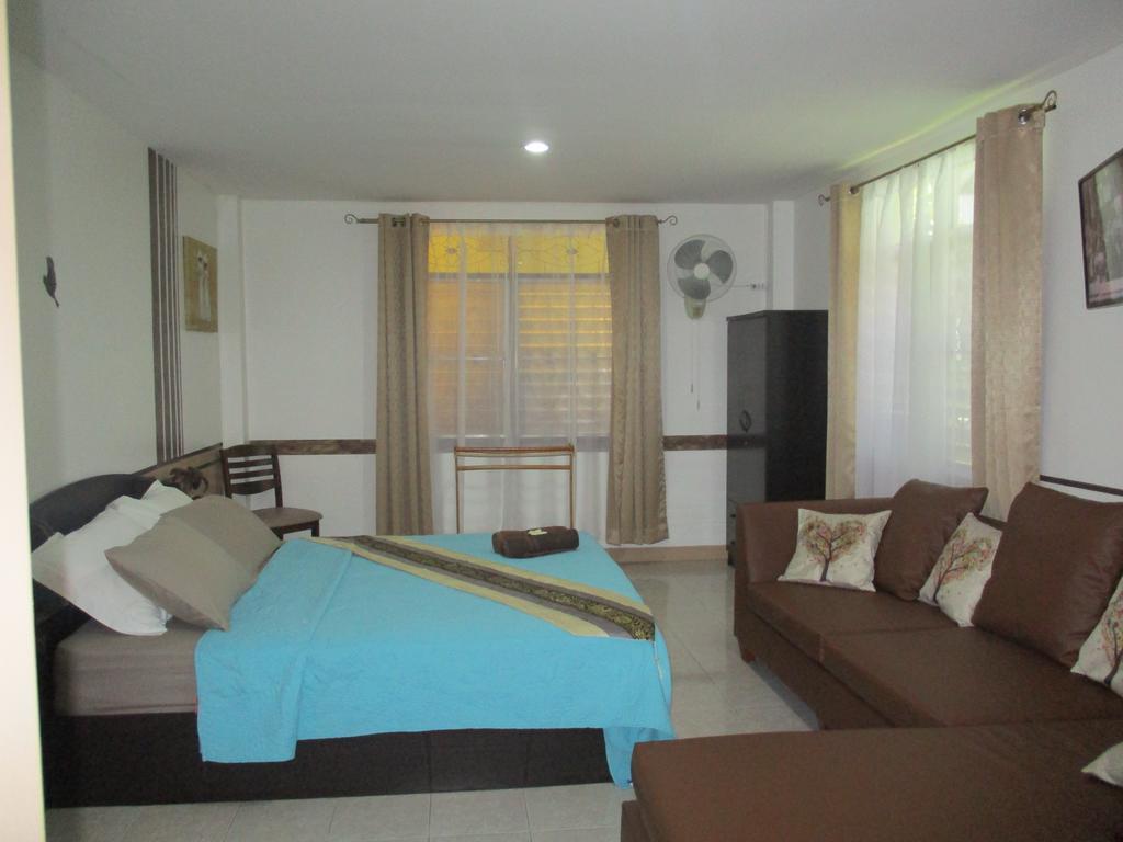Similan Hotel Praia de Bang Tao Exterior foto